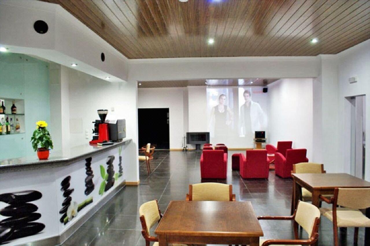 Hotel Onix Висеу Екстериор снимка