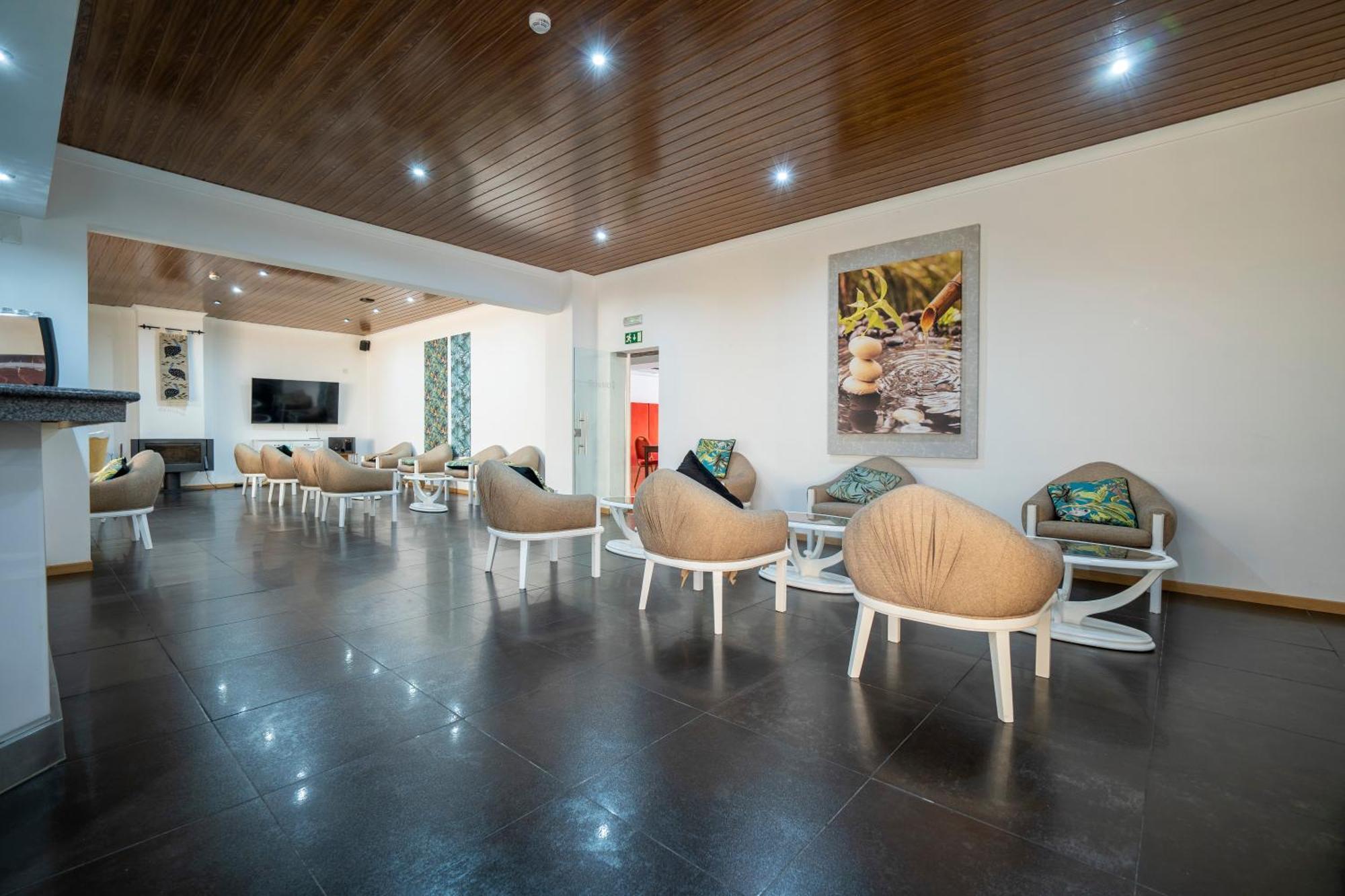 Hotel Onix Висеу Екстериор снимка