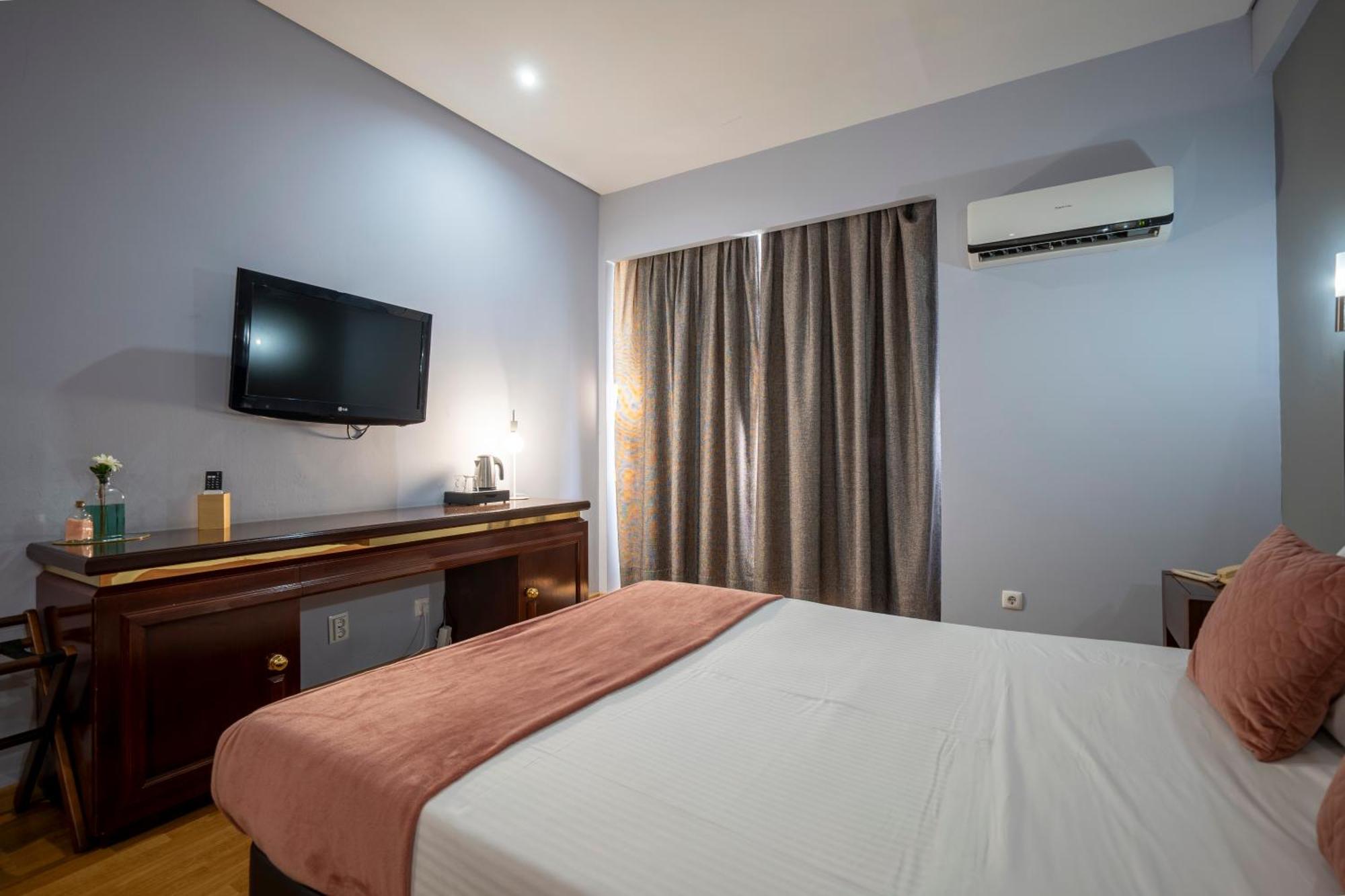 Hotel Onix Висеу Екстериор снимка