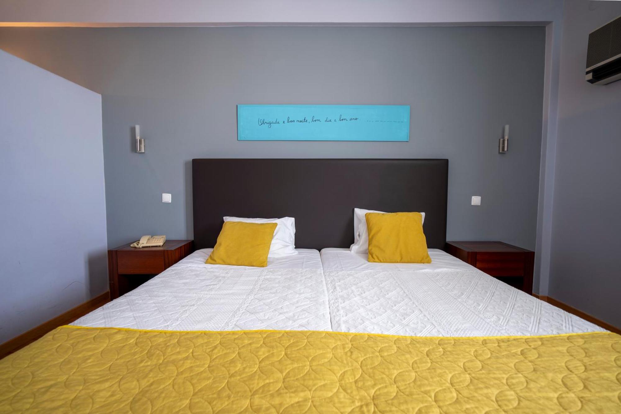 Hotel Onix Висеу Екстериор снимка